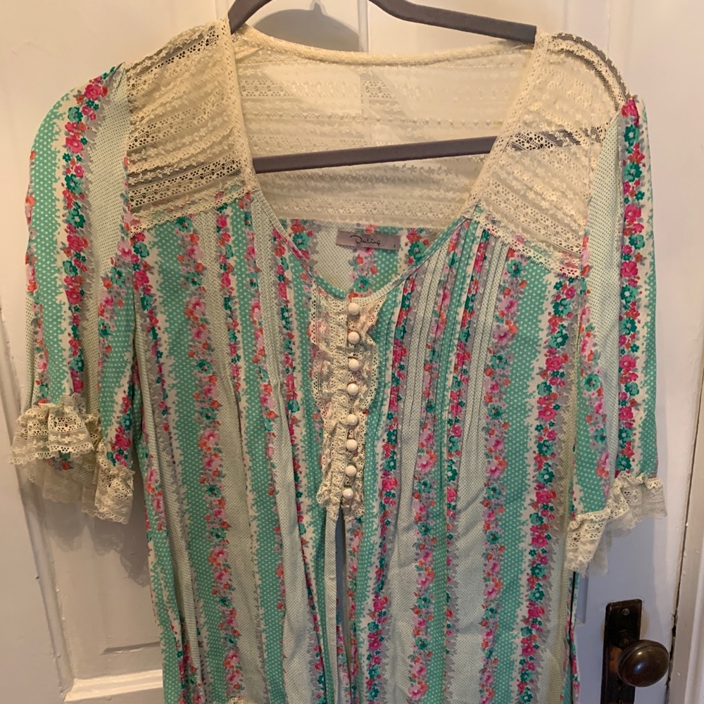 Charleston boutique floral blouse